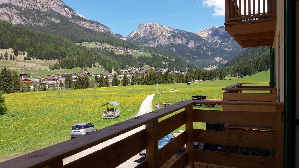 Majon De La Nona Hotel Pozza di Fassa Exterior photo