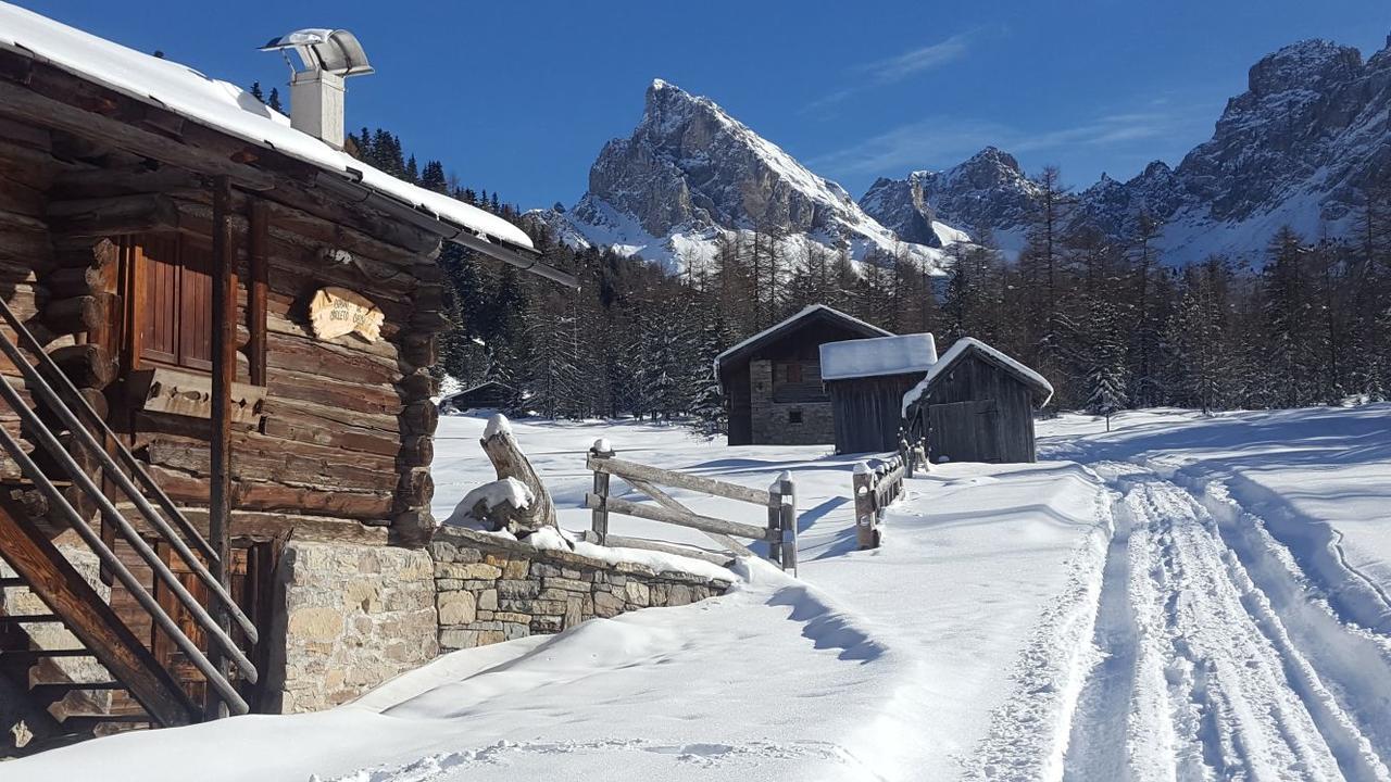 Majon De La Nona Hotel Pozza di Fassa Exterior photo